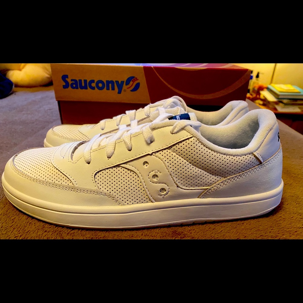Saucony Jazz Court SY57969 White BRAND NEW shoes.